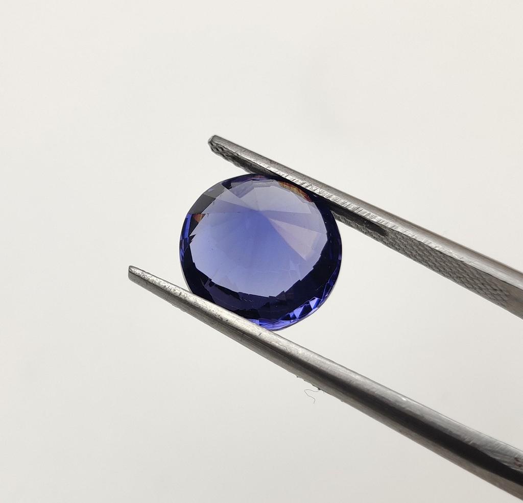 Beautiful Tanzanite Shade Natural Glass Stone, Table Size Brio Lite Faceted Stone, Round Shape Stone, 4.60 Carat, 10x9 Mm Size.