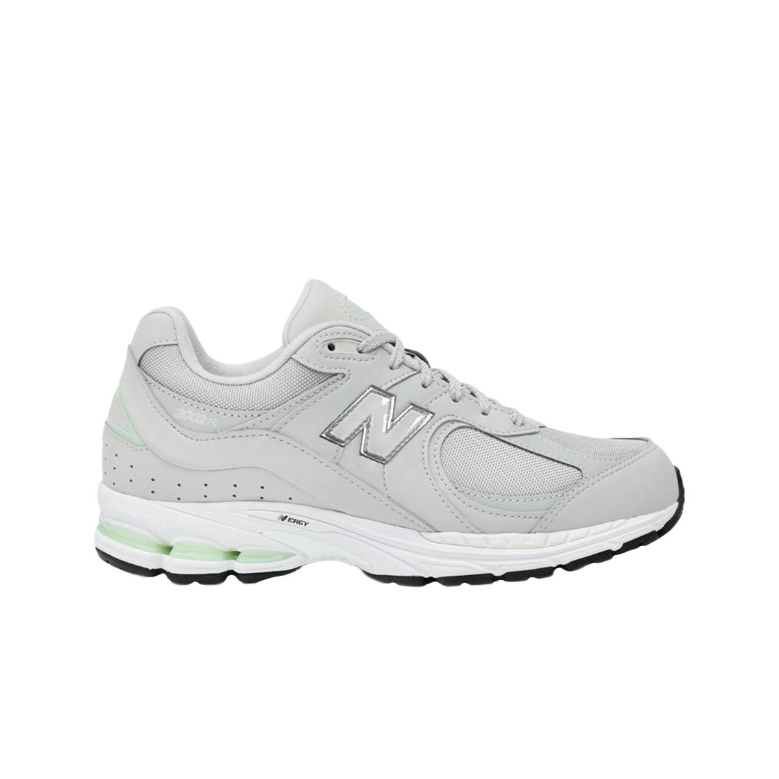 

Мужские кроссовки New Balance 2002R серо-белые M2002RCM