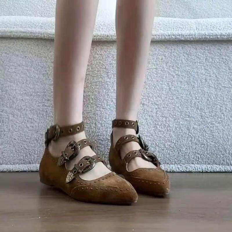 Flache Schuhe Herbst Neu Spitz Zehenbereich Flach Wildleder Nieten Metallschnalle Erhöht Rutschfest Weiche Sohle Einzeln