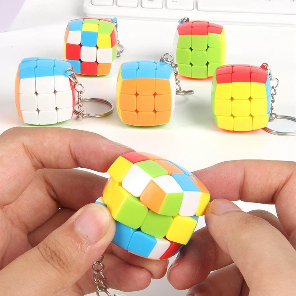 Mini Cube 3x3x3 Schlüsselanhänger Magische Würfel Puzzle Mofangge für Anfänger Professionelle Cubo Magico Spielzeug für Kinder Kinder
