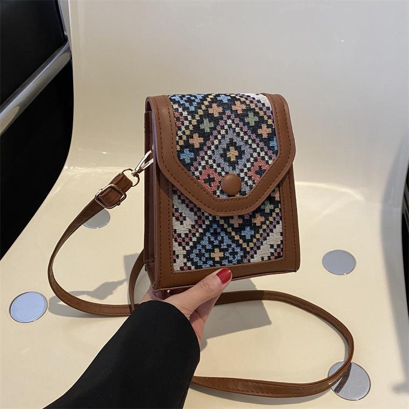 Chic Retro Women's Handbag Korean Style Vertical Phone Bag For Everyday Use