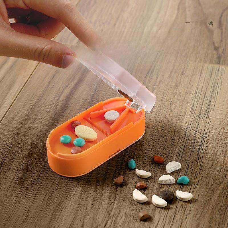 Plastic Pill Cutter And Divider Box With Cover For Home And Travel Use