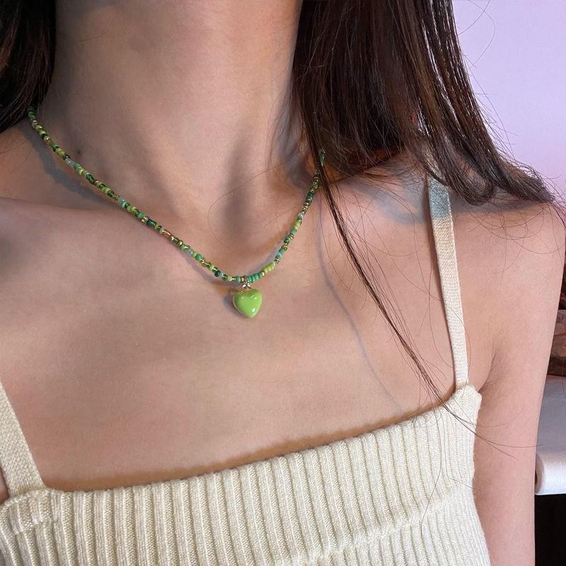 Versatile Mori candy color love beaded necklace female cute girl wind sweet temperament collarbone chain new