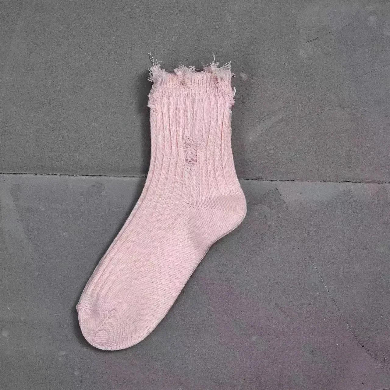 

Модные носки Harajuku Street, носки Broken Hole Beggar Medium Tube, осенне-зимние хлопковые ворсовые носки, хип-хоп, скейтборд, хлопковые носки 34-39 EUR