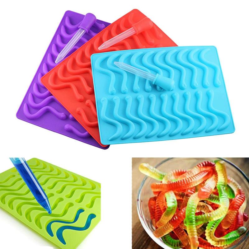 20 Hole DIY Snake and Insect Chocolate Mold, Sugar Jelly Mold, Ice Tube Tray Mold, Cake Decoration Tool