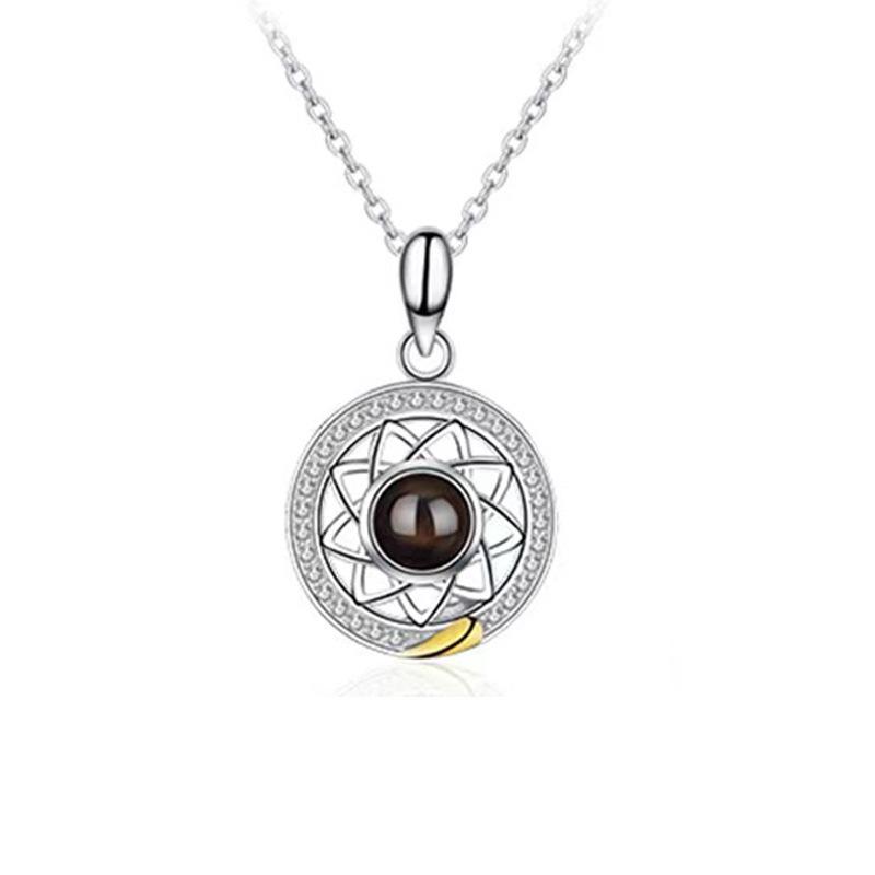 Sun Moon Projection Couple Necklace for Men and Women A Pair of Pendant Magnets INS Small Design Collar Chain Necklace