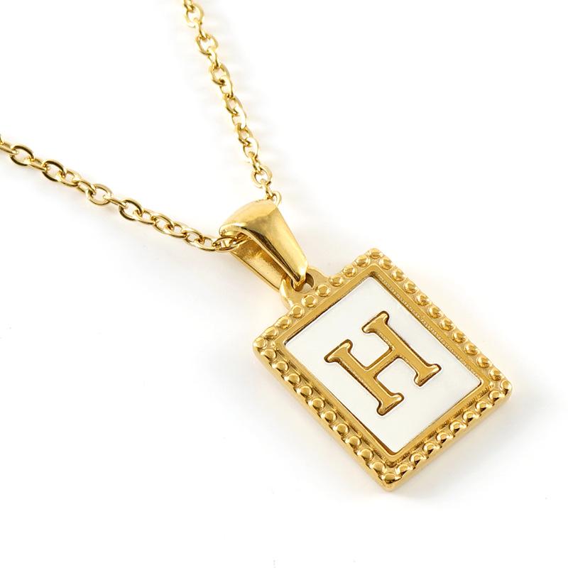 18K Gold Stainless Steel Letter Pendant Necklace – European and American Style Titanium Steel Clavicle Chain for Women