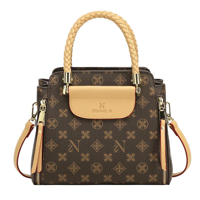 Advanced Women's Bag New Trendy Crossbody Retro Versatile Handbag Large Capacity Outdoor Shoulder Bag