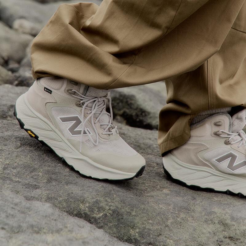 New Balance Women's Hierro Hiker Trail Running Shoes WTHIMCC9