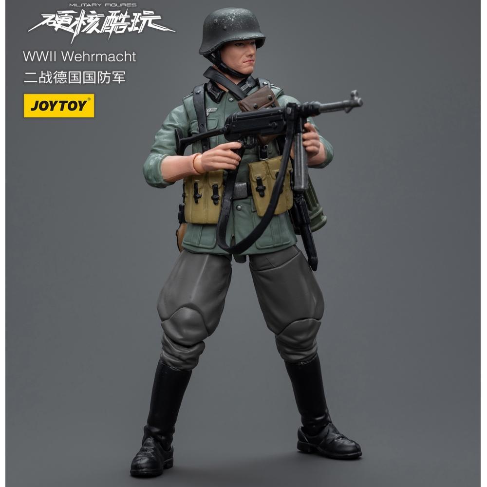 Figurine Wehrmacht 1/18 - Mercedes 1940 - VROOM - Non Peinte - Résine - Neuf