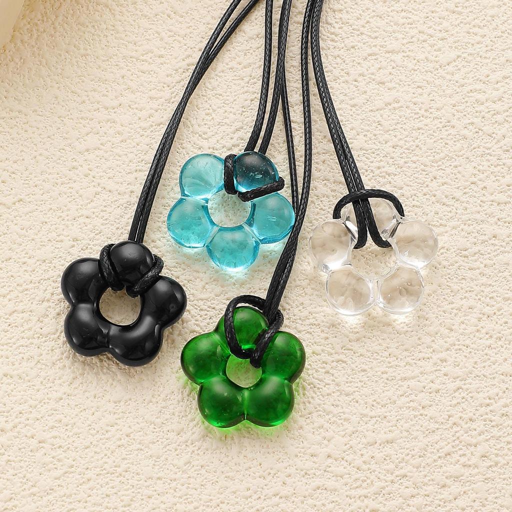 Retro Minimalist Fashion Free Knotting Flower Pendant Wax Thread Necklace Clavicle Chain