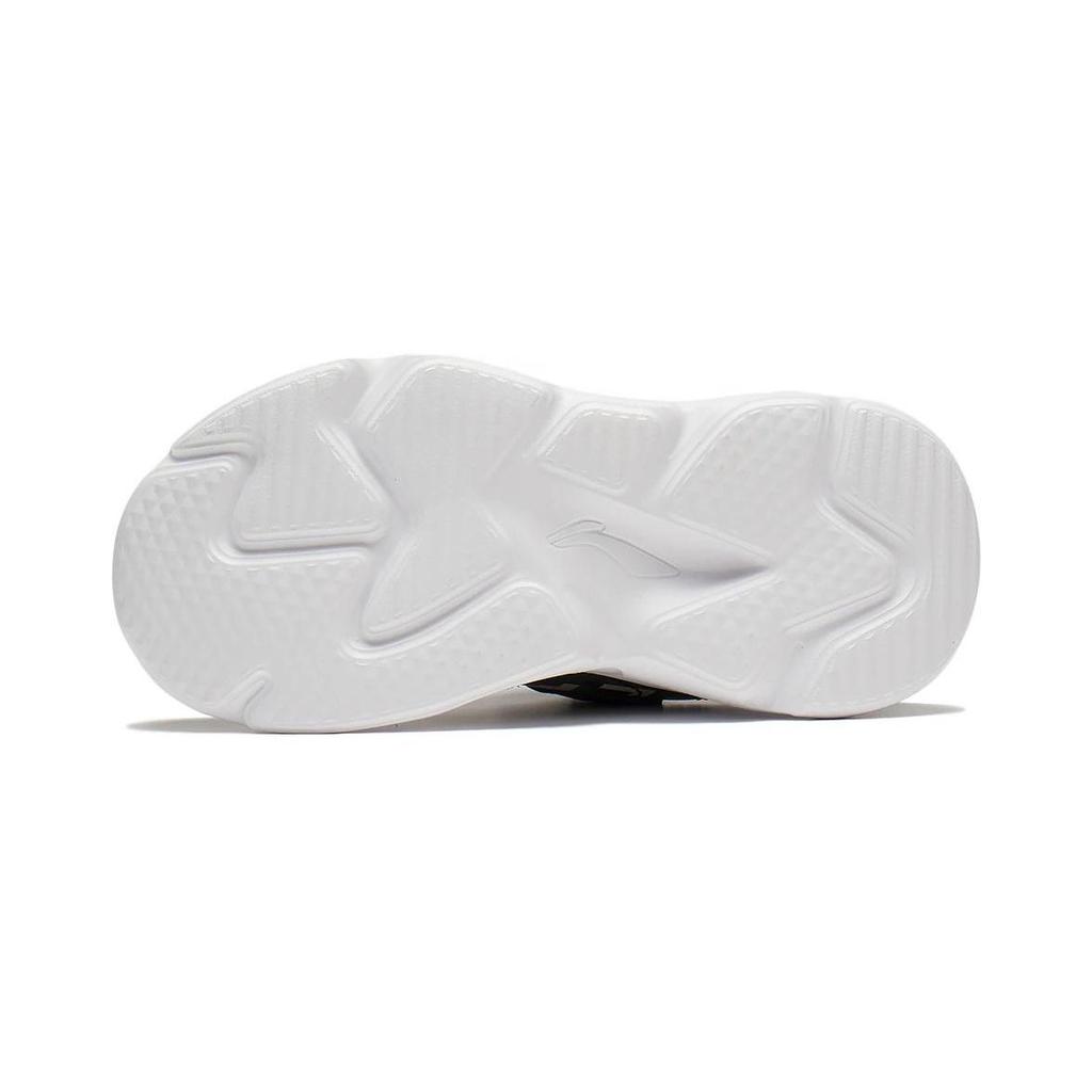 Li Ning Childrens Flying Disc Comfortable Non-Slip Shock Absorbing Casual Shoes Kids Casual Shoes Black Green YKNS082-17