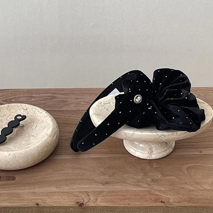 Gold Dot Velvet Cameo Volume HairBand [Black]