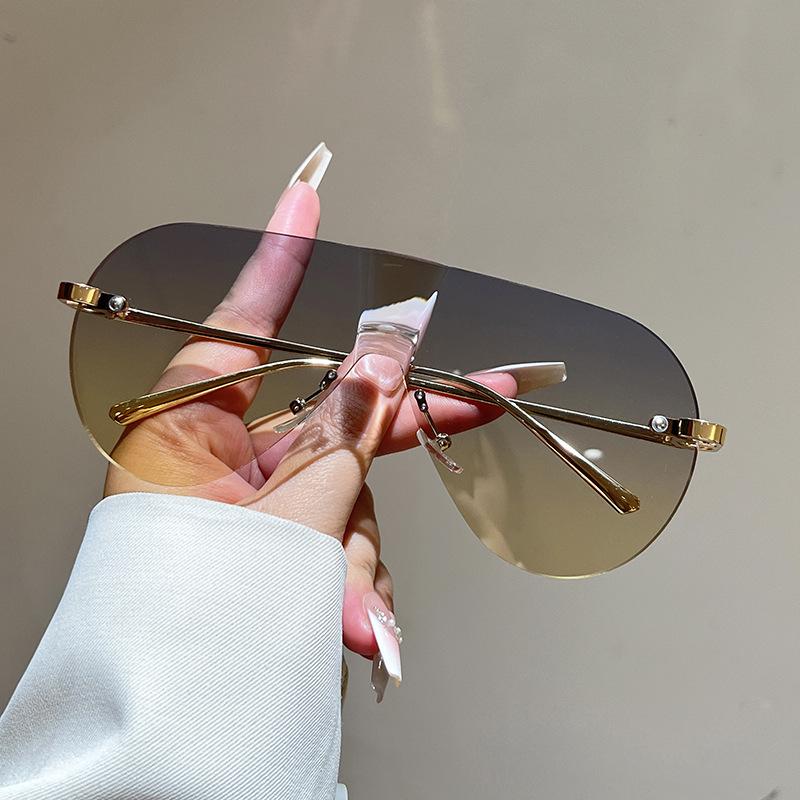 Oversized Popular Vintage Rimless Pilot Sunglasses Women For Men Luxury Brand Designer Outdoor Driving Metal Punk Sun Glasses UV