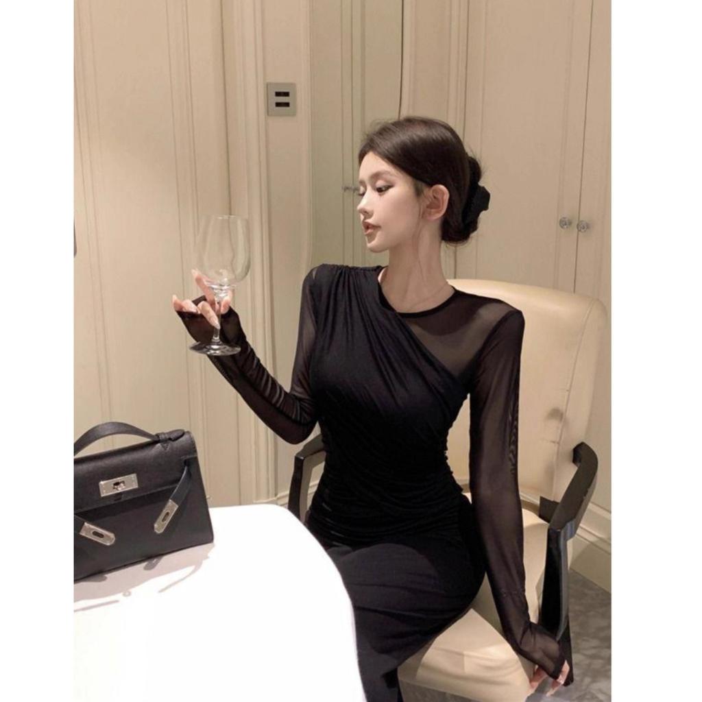 Retro Sexy Royal Sister Black Temperament Mesh Knitted Dress Women's Autumn Waist and Thin Long-sleeved Hip-wrapped Dress