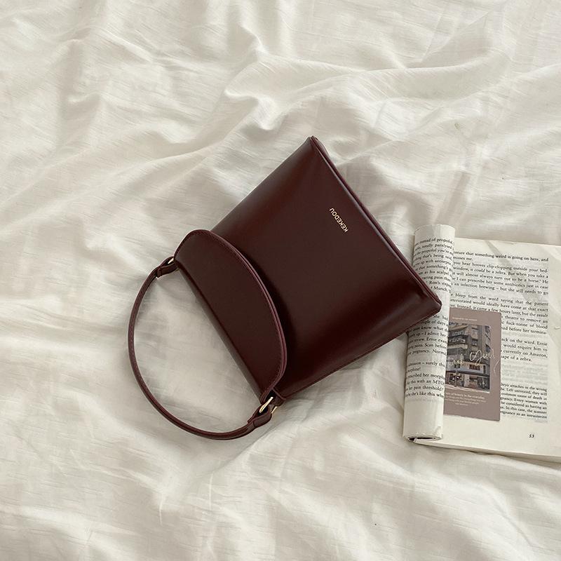 Simple Shoulder Bagnewest Niche Fashion Retro Portable Bucket Bag High Quality Versatile Messenger Bag Women S Bag