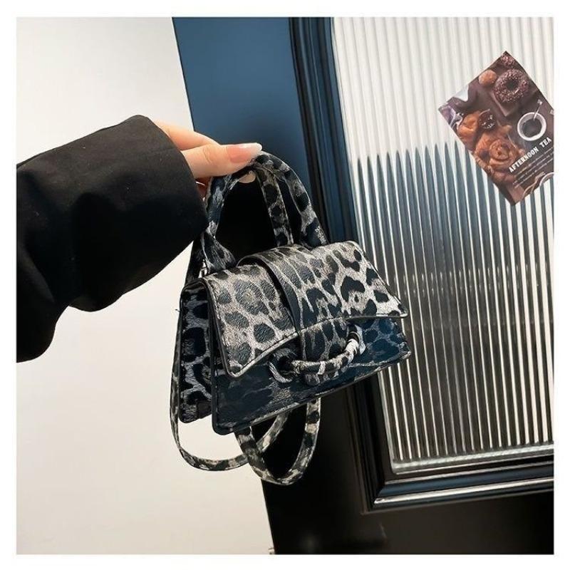 Mini Leopard Print New European and American Retro Fashion Casual Portable Shoulder Small Square Bag Personalized Foreign Style Female A