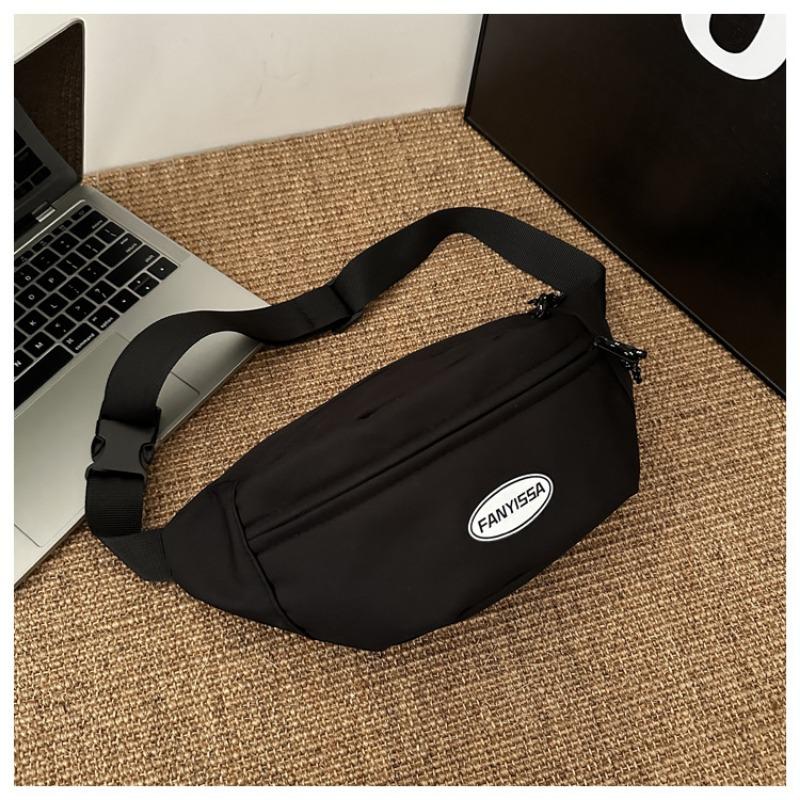 Mobile phone fanny pack trendy brand men's breast bag simple and lightweight shoulder small backpack women's leisure sports messenger bag men