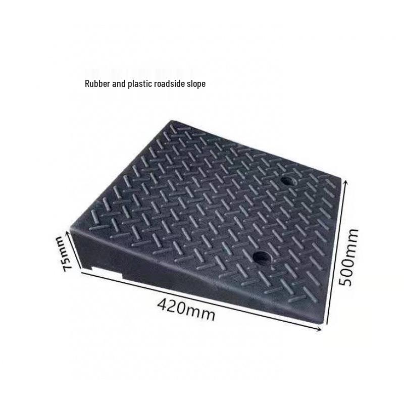 Rubber-Plastic Car Ramp: Slope Mat, Curb Edge, Uphill Climb, Triangle Speed Bump
