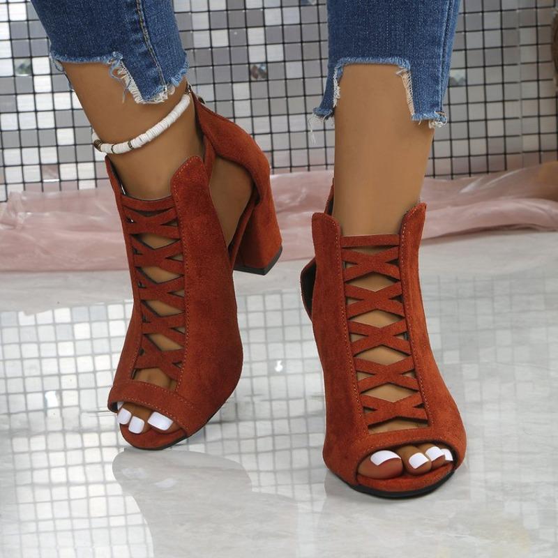 2026 Fish Mouth Sandals New Summer Versatile Cutout Metal Buckle Non-Slip Wear-Resistant High Heels