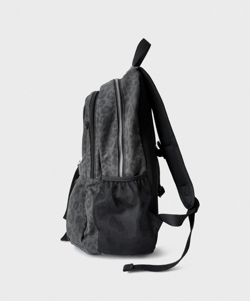 Nillring 5 Pm Backpack_Leopard Charcoal