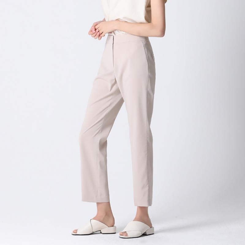 She S miSS  Solid Slim Straight pantS  Price  138 000 Won