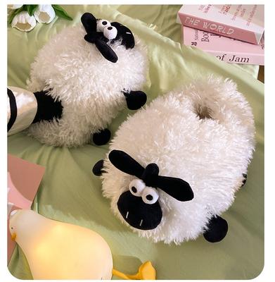 Neue haarige Schaf Fell Slipper Damen flauschige Pantoletten gefüllte Fell Pantoletten Frau Winter warm Plüsch Hausschuhe Unisex großer Pantoffel 45