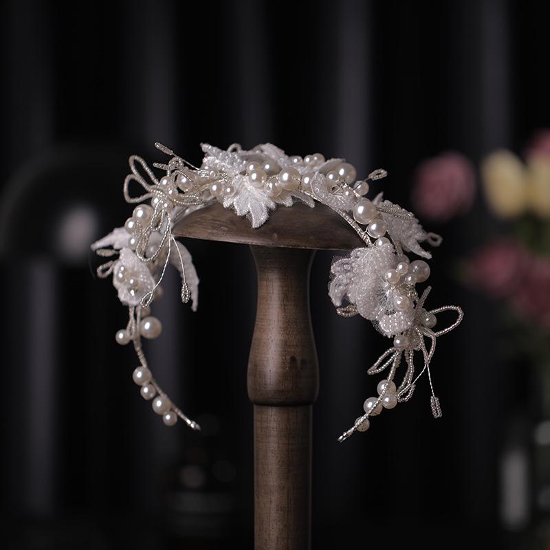 Elegant Korean Bridal Pearl & Flower Headband Veil Accessory