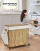 SONGMICS Wäschekorb, Handgeflochtener Wäschekorb, 140L Rattan-Stil Wäschekorb mit 3 Fächern, Abnehmbarer Einsatz, Griffe, Deckel, Wohnzimmer