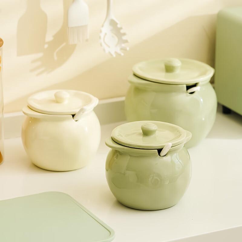Ceramic Lard and Seasoning Pot with Lid and Spoon