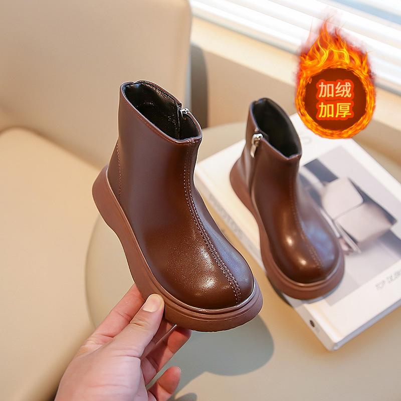 

Девочки ботинки Мартин 2025 осень и зима новые детские в британском стиле короткие ботинки флис теплые хлопковые ботинки маленькая девочка кожаные ботинки тренд 23-25 yards, 3 pairs in one hand