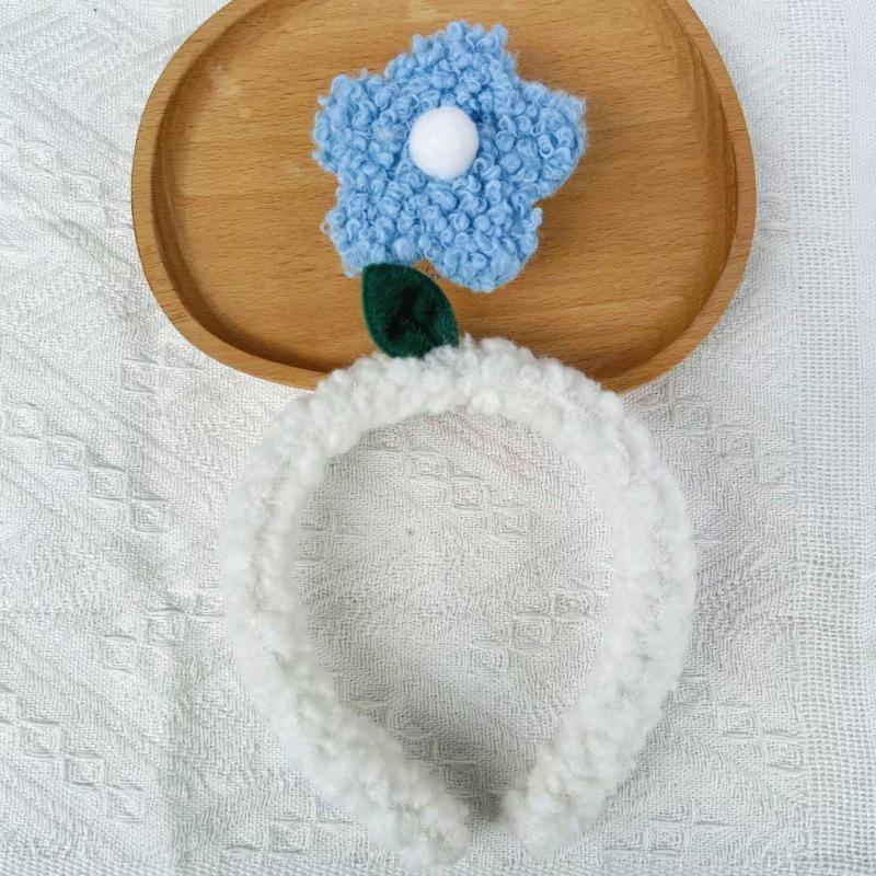 Cartoon Plush Headband: Cute Hair Accessory for Women & Kids, Perfect for Face Washing