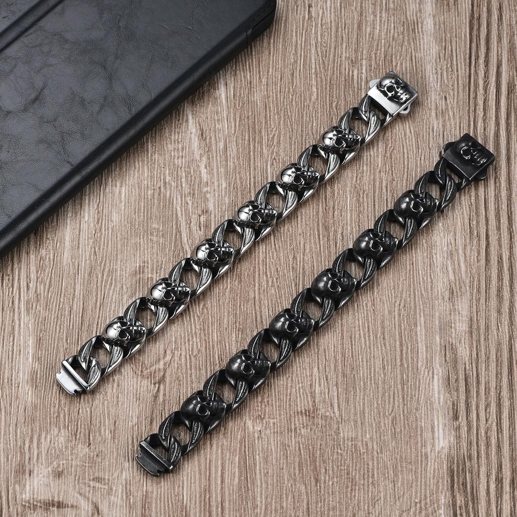 Hip-hop Accessories, New Titanium Steel Skull Men's Bracelets, Personalized Punk Domineering Bracelets for Men