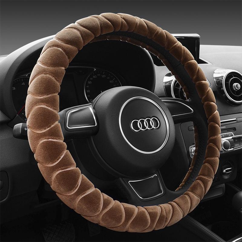 Universal Winter Plush Steering Wheel Cover - Warm, Non-Slip, Modern