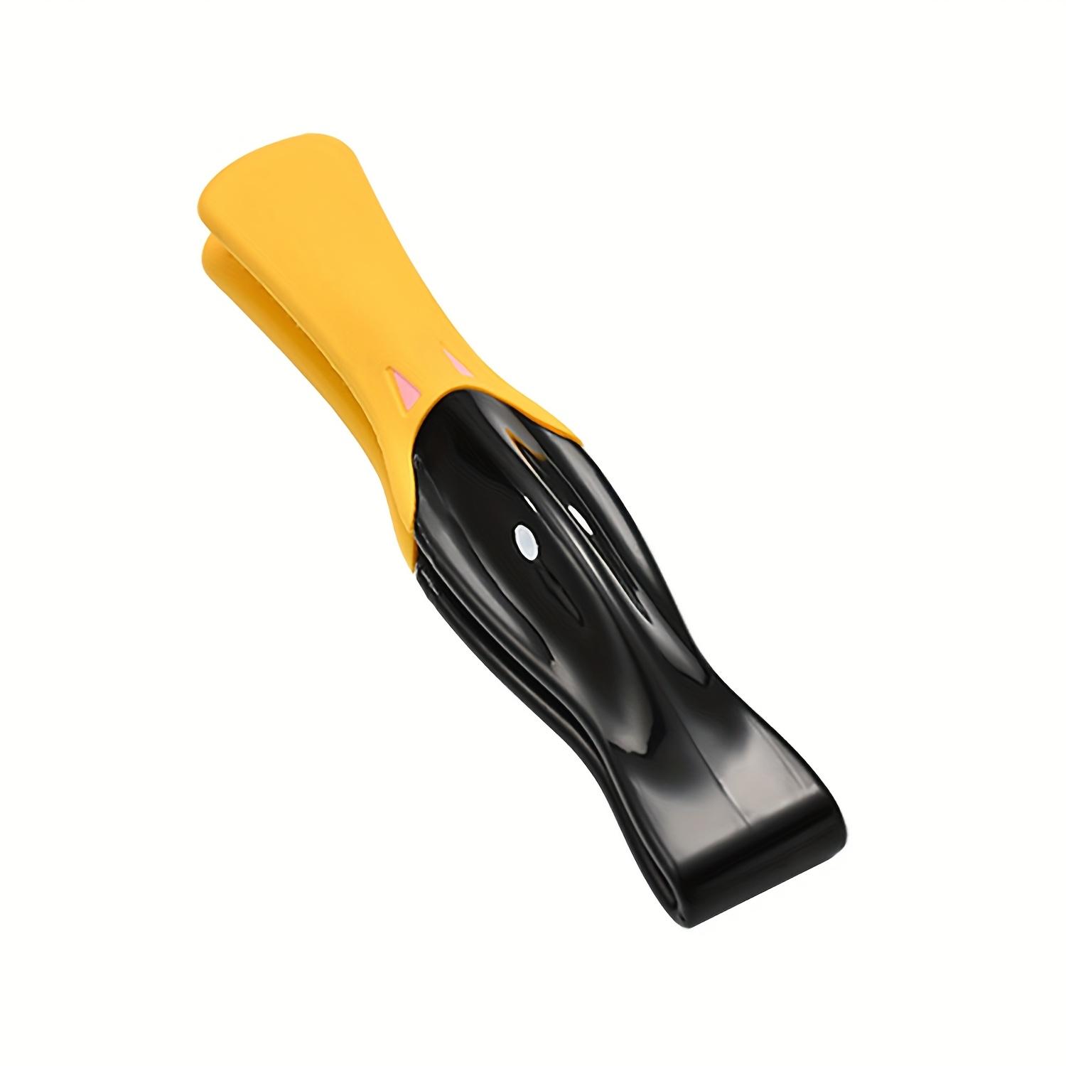 

Silicone Toast Tongs Duck Design, Kitchen Catering Utensil for Barbecue, Bake, Steak, Buffet, Cake,Salad,Bread,Serving and Cooking,Convenient Storage Black-Small