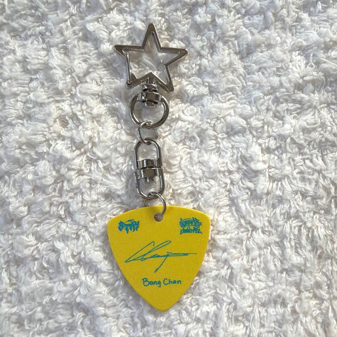 

[USED] Bang Chan Stray Kids Stayzone 10/19 Pick Keyring