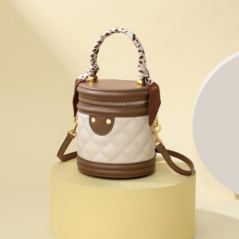 New Bag Autumn and Winter Women's Bag Bucket Bag Crossbody Bag Genuine Leather High-end Versatile Handbag Bag