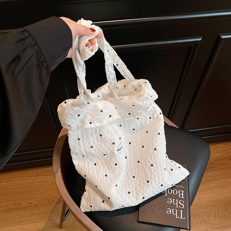 Folded Ruffle Edge Single Shoulder Armpit Bag Hand-held Cloth Bag Sweet Large Capacity Beautiful Tote Bag