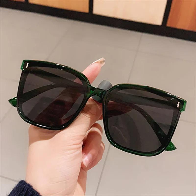 Vintage New Sunglasses Men Women Popular Square Sun Glasses Ladies Black Eyeglasses Driver Goggles UV400 Gafas De Sol