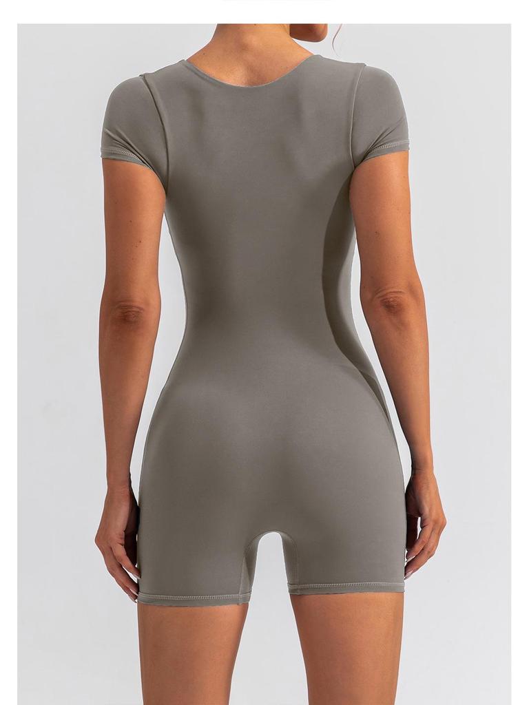 Salopetă cu mânecă scurtă Lulu Nude pentru yoga - Stil european și american
