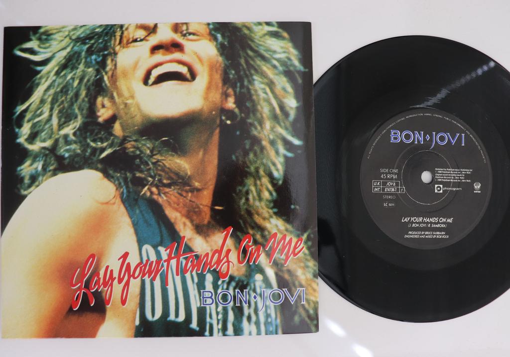7inch Record BON JOVI  Lay Your Hands On Me  Bad Medicine JOV6 VERTIGO 1989 UK Rock Used