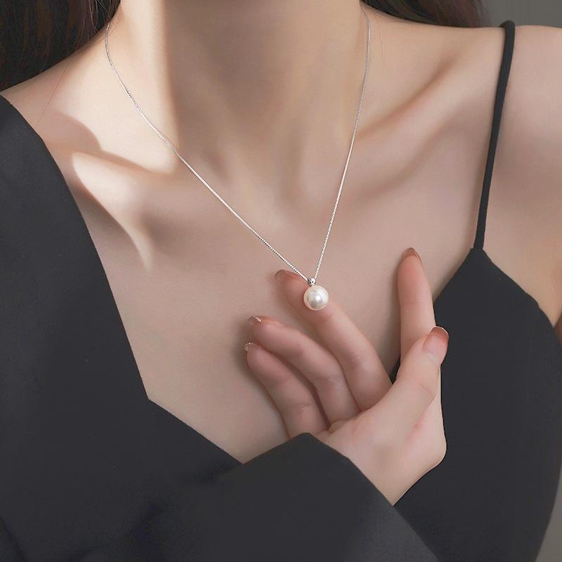 2023 Korean Style Shell Pearl Necklace for Women: Simple Design, Clavicle Chain, High-End Feel