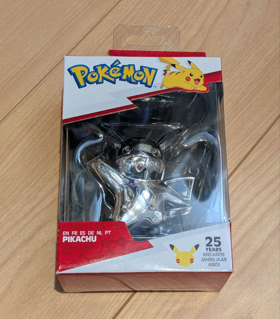 

[Б/У] Металлическая фигурка Пикачу Карта Покемона 25-я годовщина
