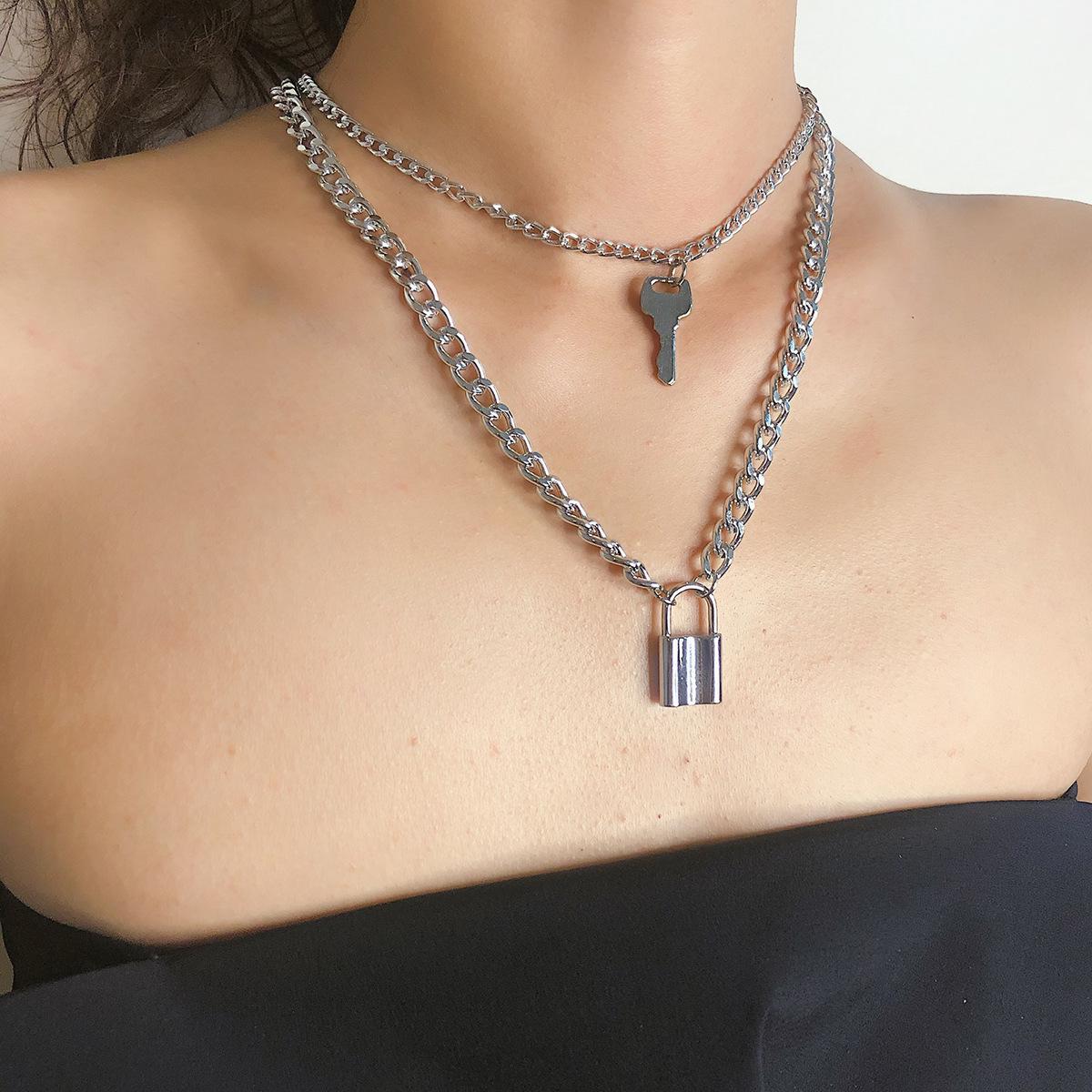 

Double Alloy Chain Double Necklace, Simple Concentric Lock Key Element Pendant Necklace Female