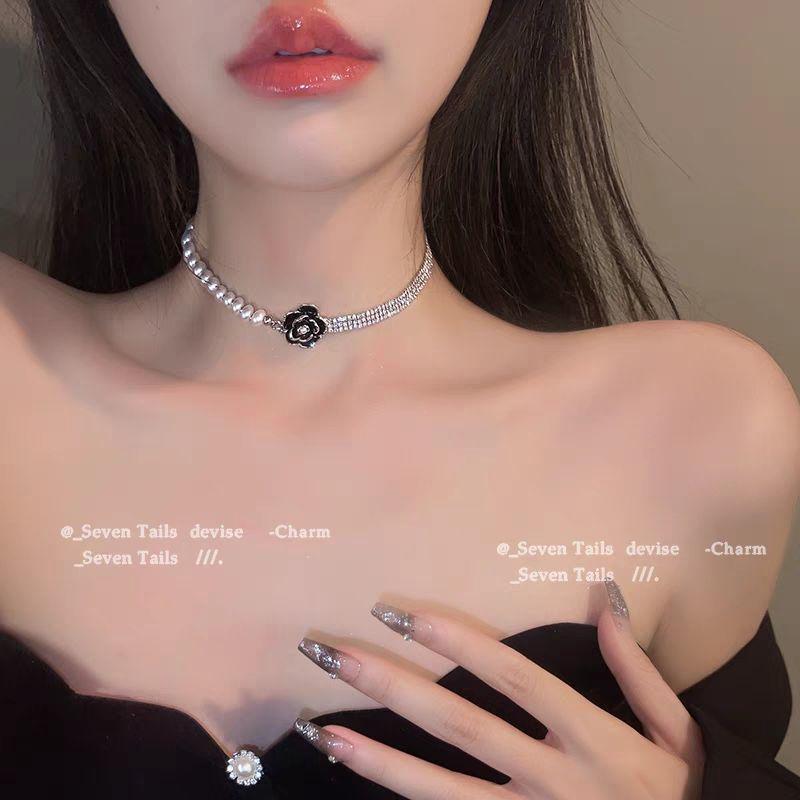 

Трендовое женское кожаное колье-чокер со строчкой в виде букв - Легкая роскошь и Крутой стиль Цепочка на ключицу Аксессуар для горячей девушки.