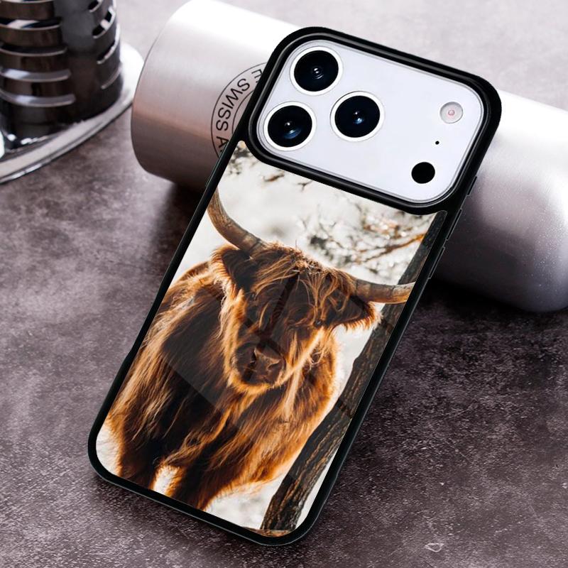 Highland Cows Phone Case for iPhone 17 16 15 Pro Max Air 14 13 12 11 Plus Shockproof Cover
