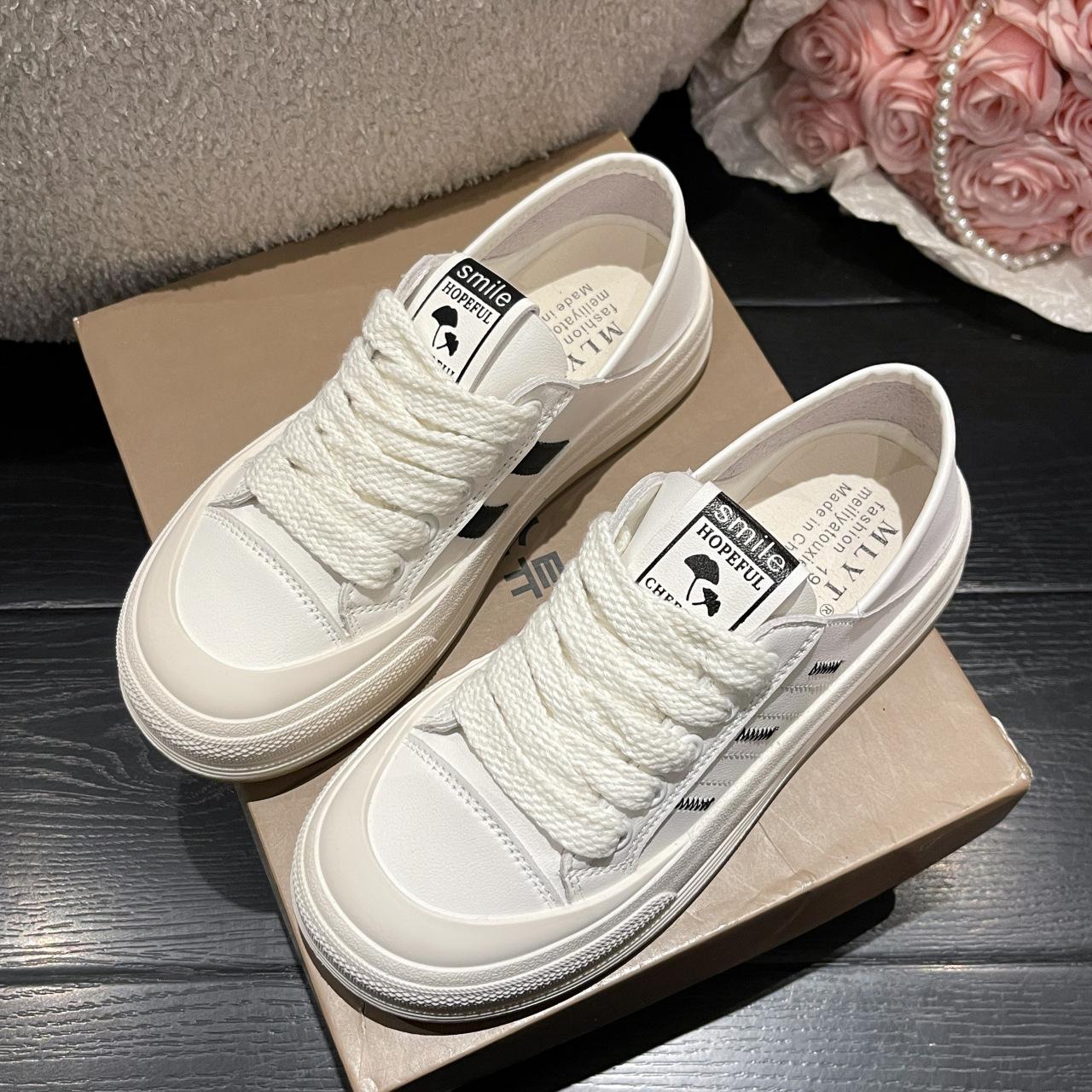 

Маленькие белые туфли, женские, весенние, новые, на шнуровке, с плоской подошвой, универсальные, повседневные, спортивные, для скейтбординга 40 чёрный