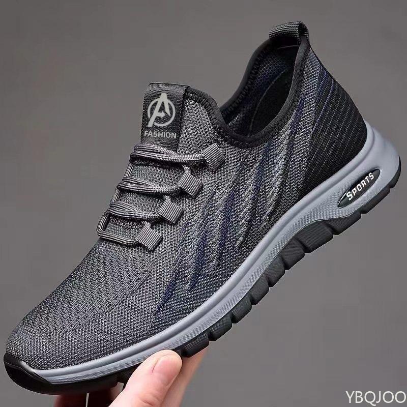 

New Men s Sneakers Breathable versatile mesh shoes Outdoor light anti slip Loafers Large size casual Male shoes Homme Zapatos 40 серый