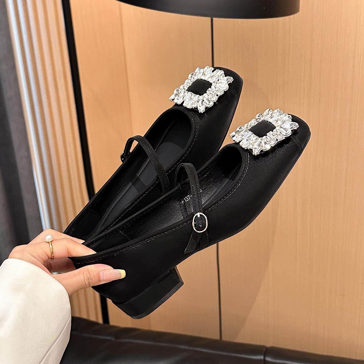 

A137-2 new shallow rhinestone 2025 thick heel Mary Jane square buckle flat bottom women s shoes commuter French single shoes women 35 чёрный