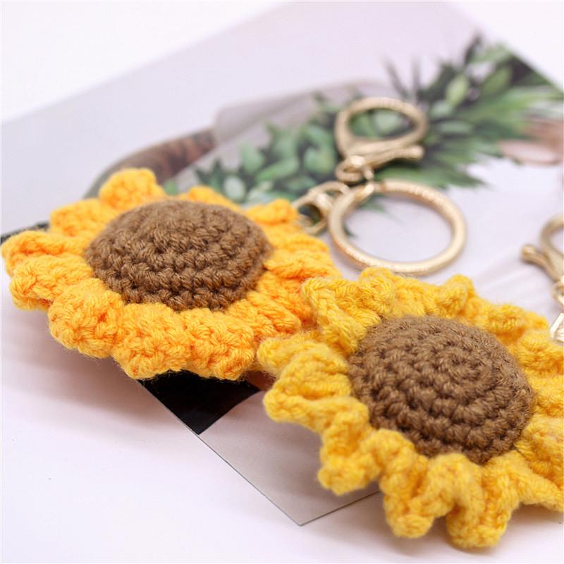 Creative Handmade Knitted Sunflower Keychain Keyring For Women Girl Cute Crocheted Flower Pendant Car Key Ring Handbag Gifts New